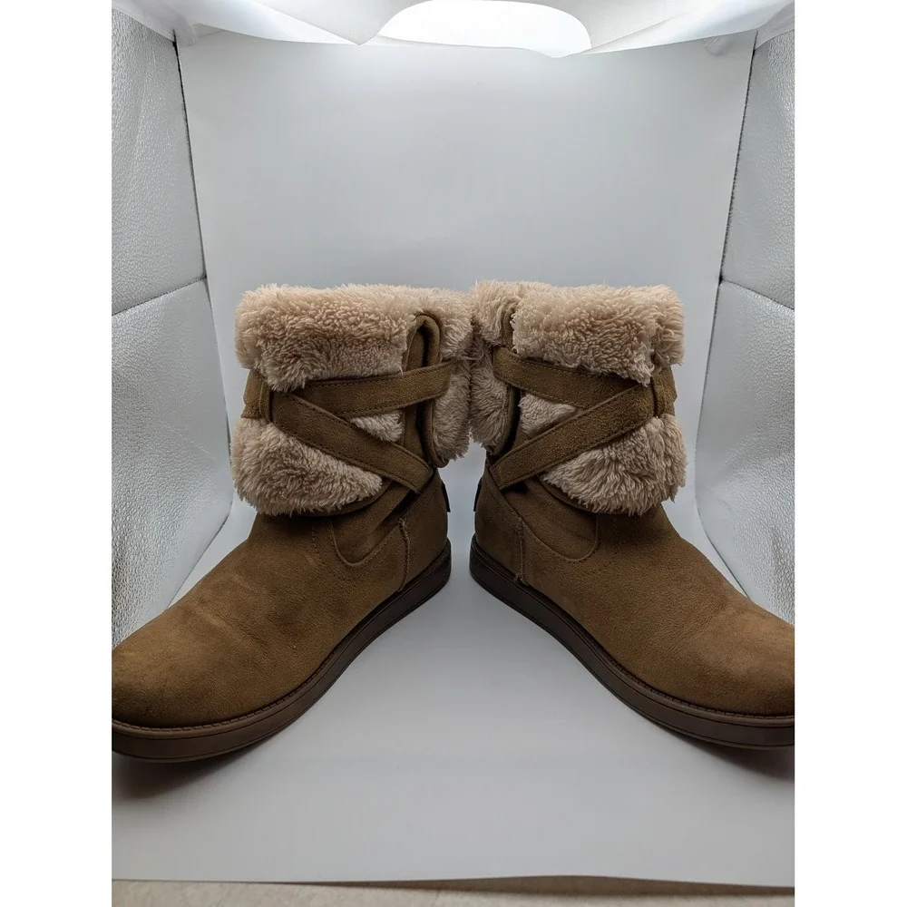 G by Guess‎ Aussie Chestnut Faux Suede Shearling Cuff Boots Womens 7M Rhinestone